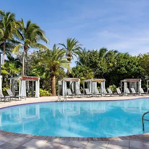 Fairfield & By Marriott At The Keys Collection מלון